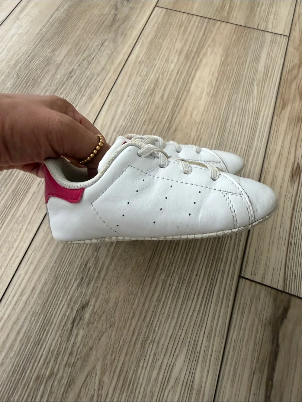 Adidas baby White & Red Classic Leather Sneaker